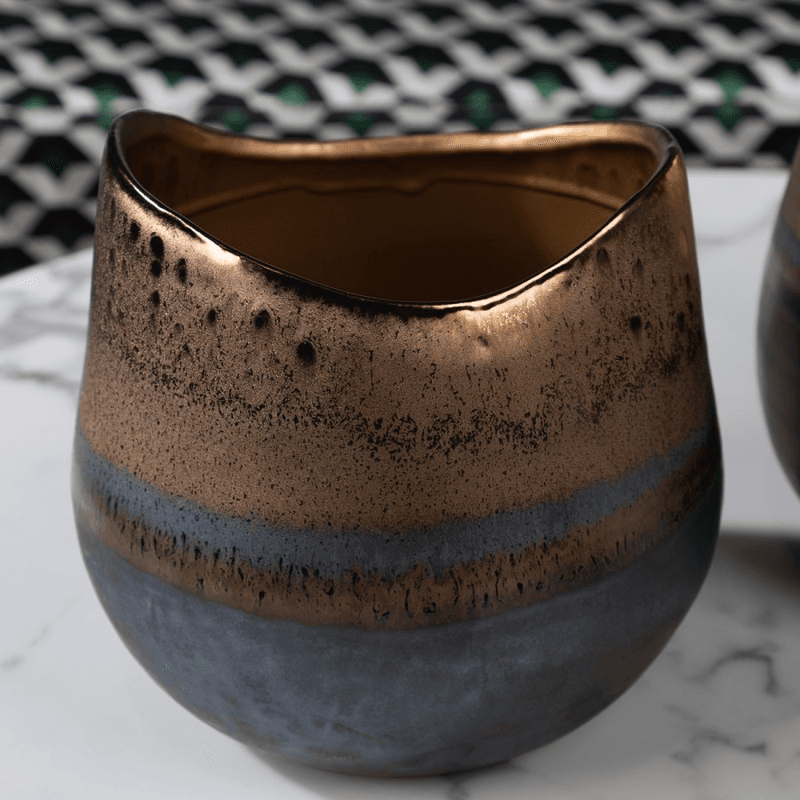 Saksija Hagar AD-0034J1 u sobi