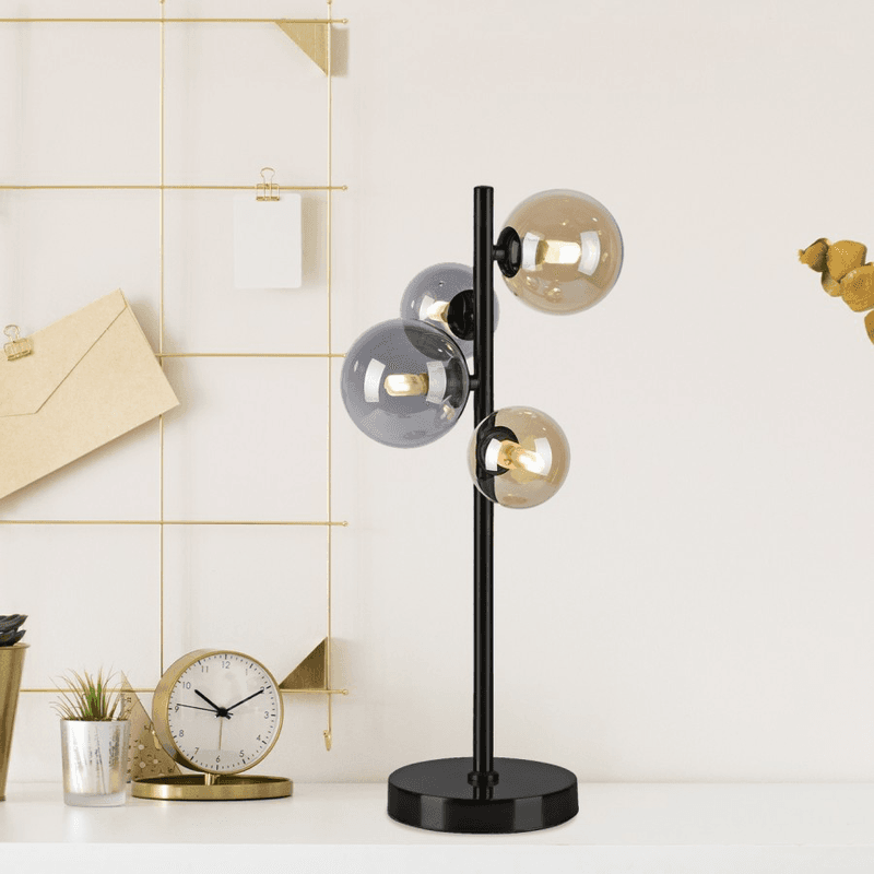 Stolna lampa Boghart ML-TB84-4T na radnom stolu