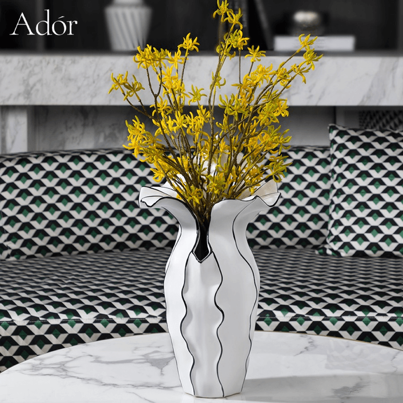 Vaza Colly AD-3678W bijela u sobi