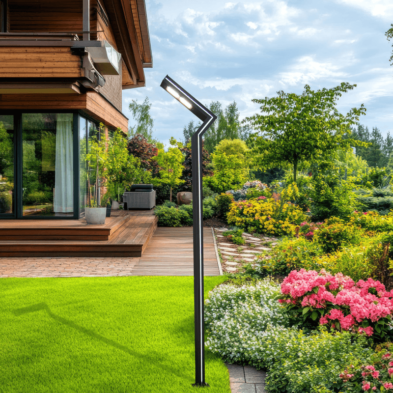 LED ulicni stub Zelda ML-11724 4000K u vrtu