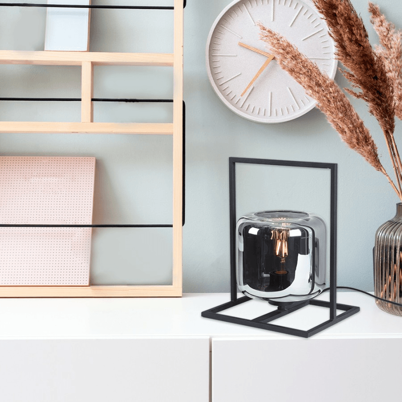 Stolna lampa Adams ML-4359-1T u radnoj sobi