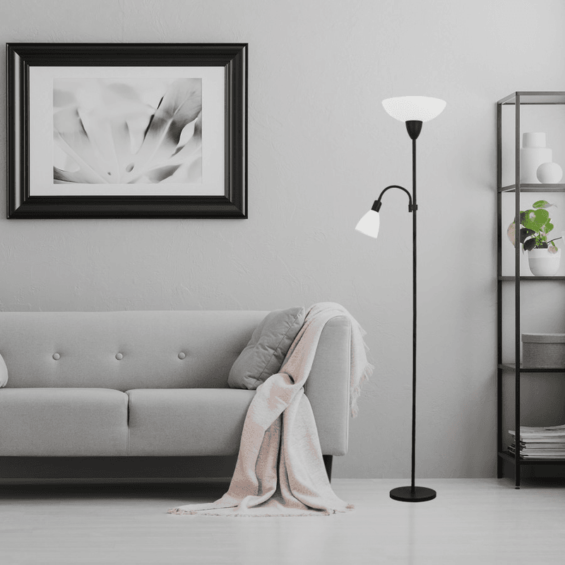 Podna lampa Amaris EL-23097-02F u dnevnoj sobi